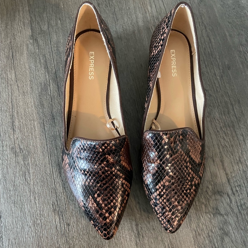 Express Snake Print Heeled Pointed Toe Flat. Size… - image 2